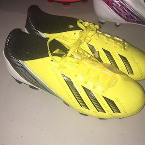 Adidas Kids F5 Soccer Cleats Size 2.5